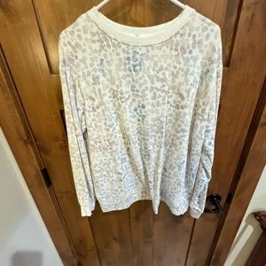 Sweatshirt muted color, blue and pink